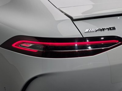 صورة 10 لـ 2021 Mercedes-BENZ GT AMG