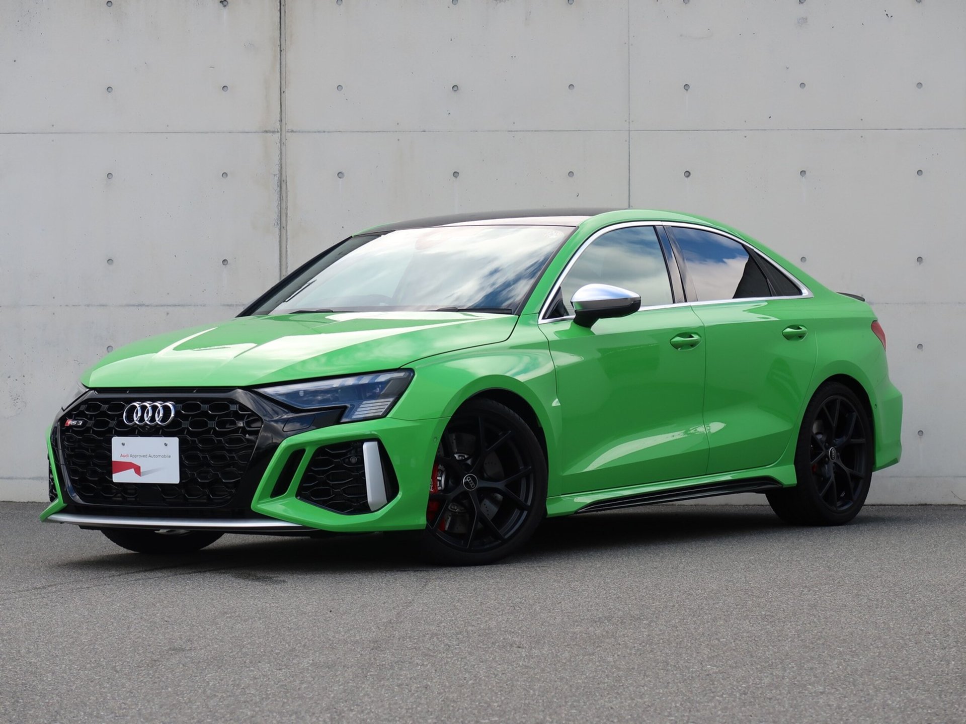 AUDI RS3 SEDAN - View 1