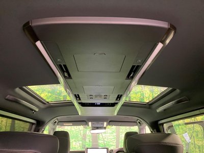 TOYOTA ALPHARD - 2