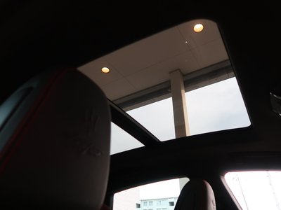 صورة مصغرة 18 لـ 2022 Maserati LEVANTE
