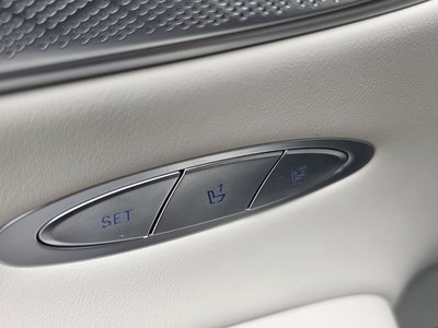 2024 Genesis GV70 — миниатюра 17