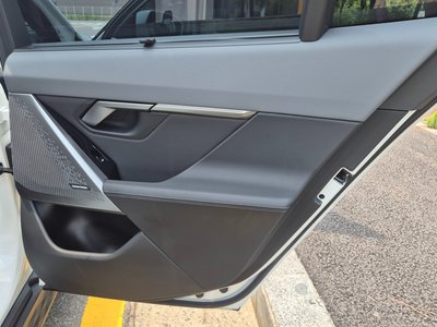 2026 BMW 5 SERIES 缩略图 11