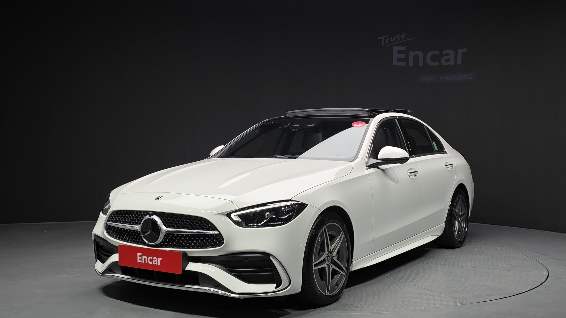 MERCEDES-BENZ C-CLASS - View 1