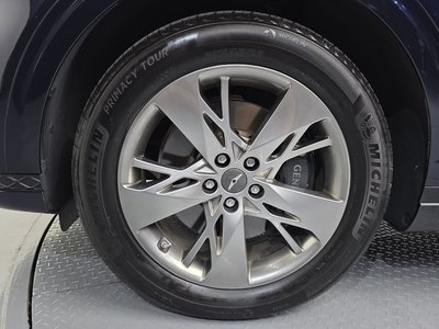 صورة 6 لـ 2024 Genesis GV70