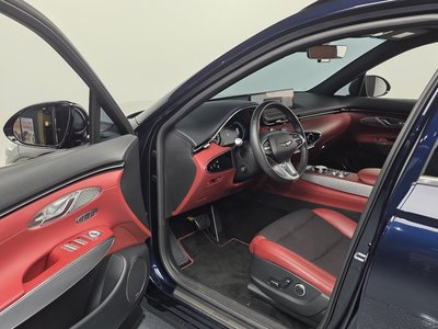 2024 Genesis GV70 thumbnail 13