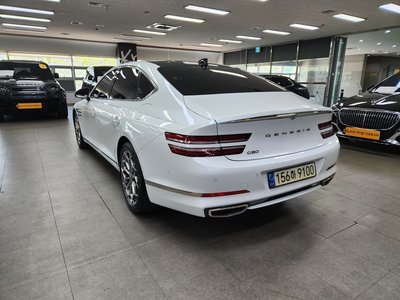 GENESIS G80 (RG3) - 5