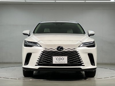 صورة 2 لـ 2023 Lexus RX