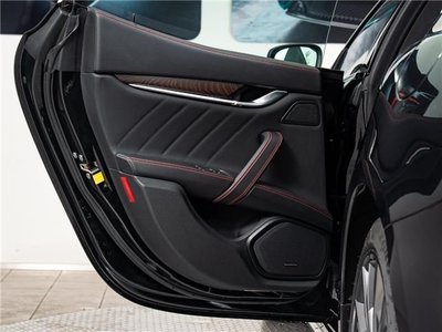 صورة 7 لـ 2020 Maserati GHIBLI