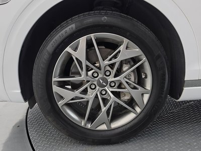 2022 Genesis GV70 photo 6