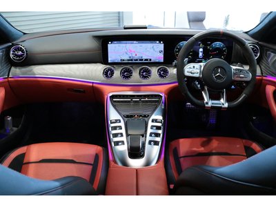 صورة 3 لـ 2021 Mercedes-BENZ GT AMG