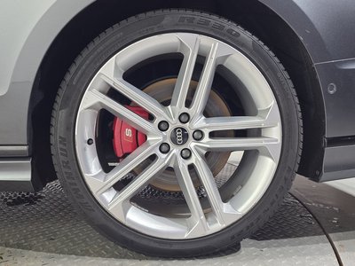 2021 AUDI S8 photo 8