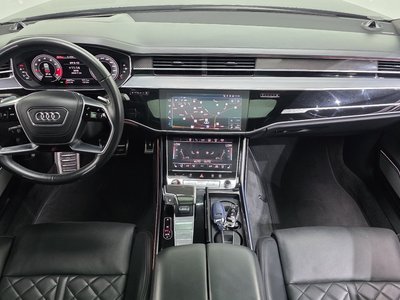 2021 AUDI S8 photo 5