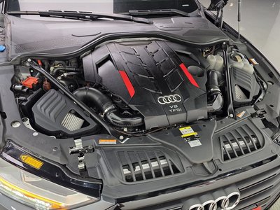 2021 AUDI S8 photo 7