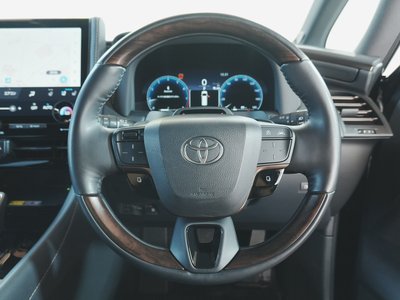 صورة 8 لـ 2025 Toyota VELLFIRE