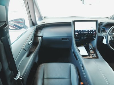 صورة 9 لـ 2025 Toyota VELLFIRE
