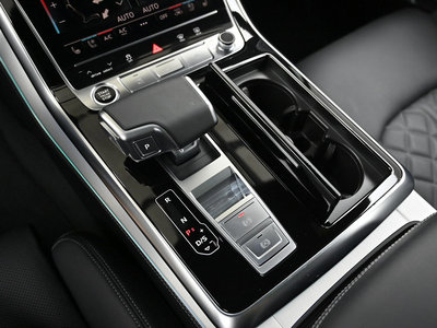 صورة 9 لـ 2025 AUDI Q7