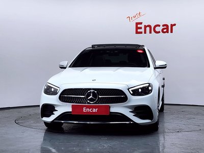 MERCEDES-BENZ E-CLASS - 2