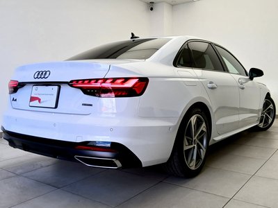 AUDI A4 AVANT - 7