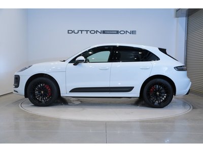 صورة 8 لـ 2022 Porsche MACAN
