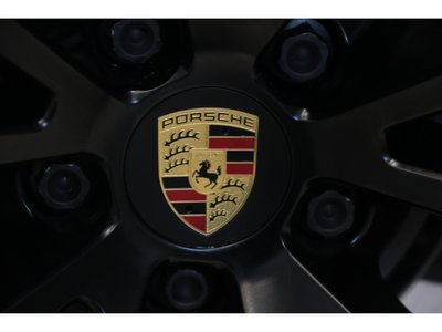 2022 Porsche MACAN thumbnail 50