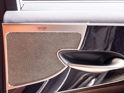2017 Lexus LS photo 6