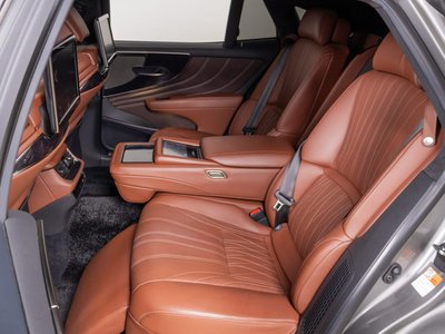 صورة مصغرة 38 لـ 2017 Lexus LS