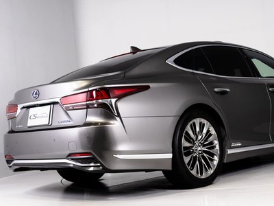 صورة مصغرة 20 لـ 2017 Lexus LS