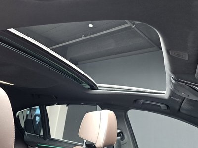 صورة مصغرة 18 لـ 2023 BMW 5 SERIES
