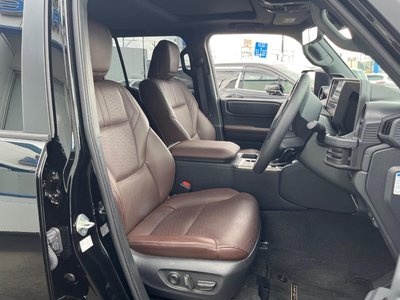 TOYOTA LAND CRUISER 250 - 8