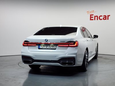 BMW 7 SERIES - 4