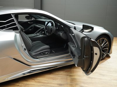صورة مصغرة 69 لـ 2023 Lexus LC