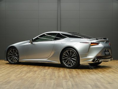 صورة مصغرة 13 لـ 2023 Lexus LC