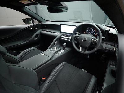صورة مصغرة 15 لـ 2023 Lexus LC