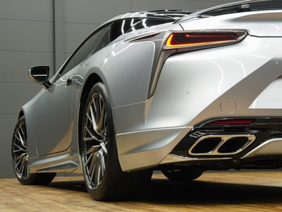 صورة مصغرة 57 لـ 2023 Lexus LC