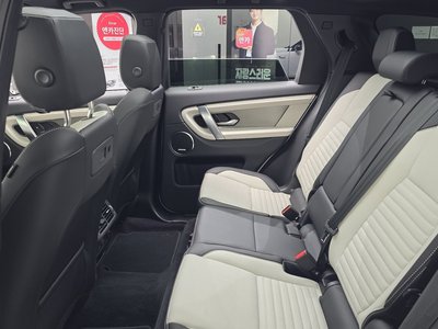 LAND ROVER DISCOVERY SPORT - 4