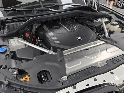 صورة 7 لـ 2024 BMW X4