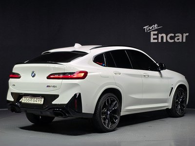 صورة 4 لـ 2024 BMW X4