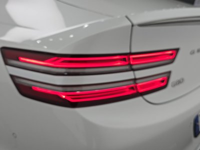GENESIS G80 (RG3) - 10