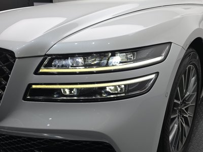 GENESIS G80 (RG3) - 9