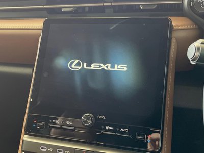 LEXUS LBX - 3