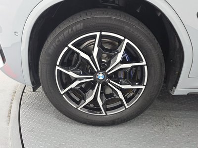 صورة 6 لـ 2023 BMW X4