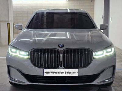 BMW 7 SERIES - 2