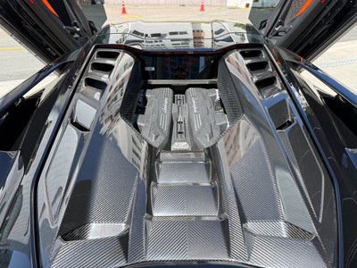 2025 Lamborghini REVUELTO 缩略图 16