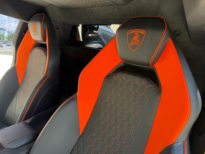 2025 Lamborghini REVUELTO 缩略图 11