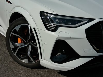 AUDI E-TRON S SPORTBACK - 6