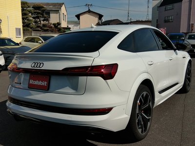 AUDI E-TRON S SPORTBACK - 10