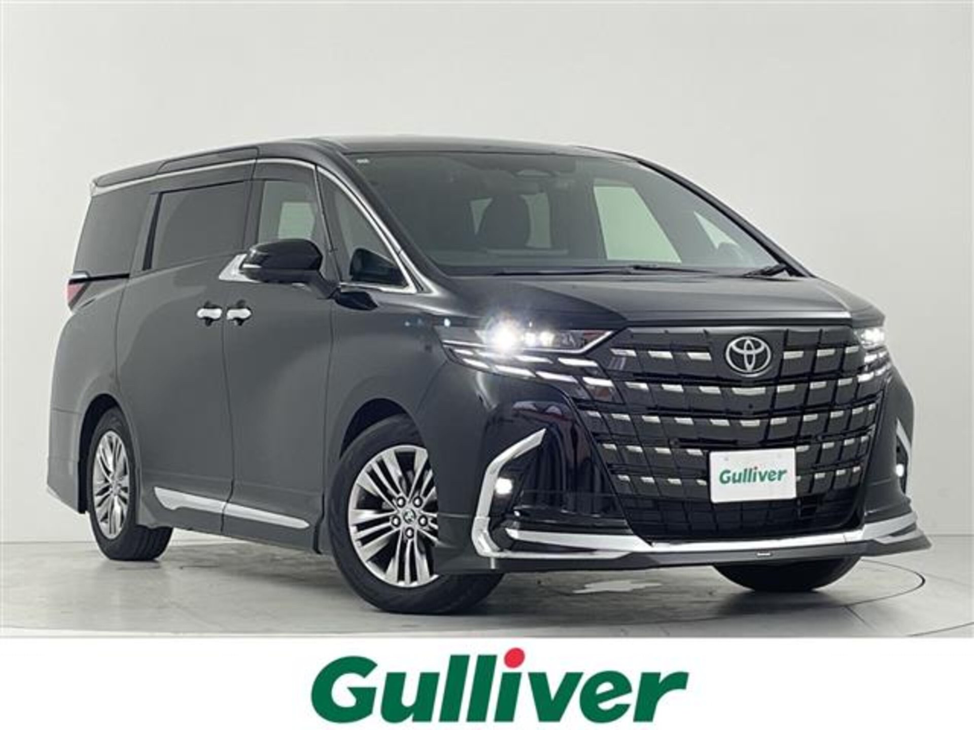 TOYOTA ALPHARD - View 1