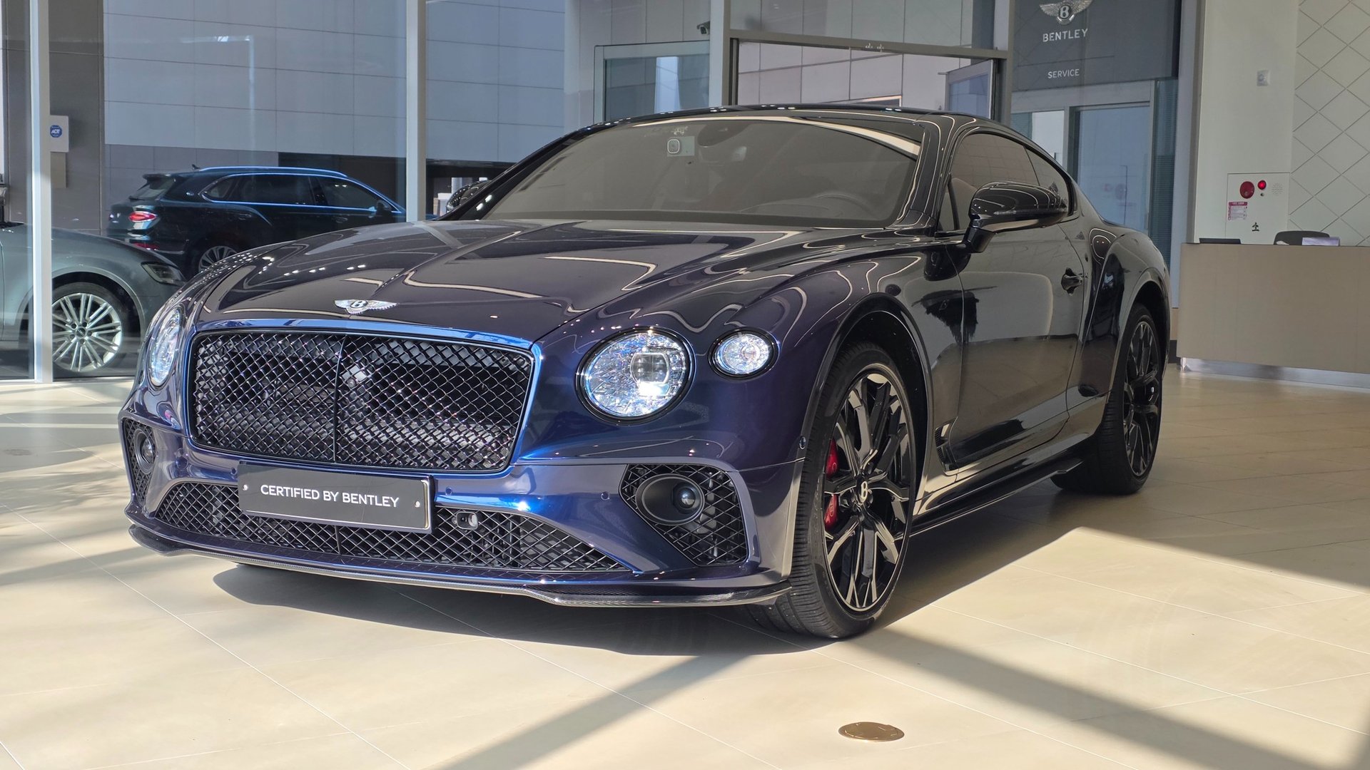 BENTLEY CONTINENTAL - View 1