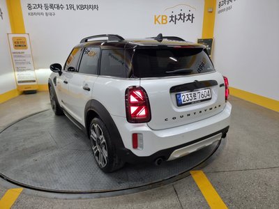 MINI COUNTRYMAN - 5