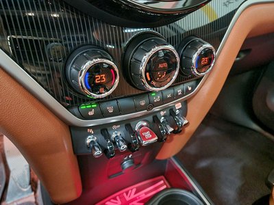 MINI COUNTRYMAN - 10